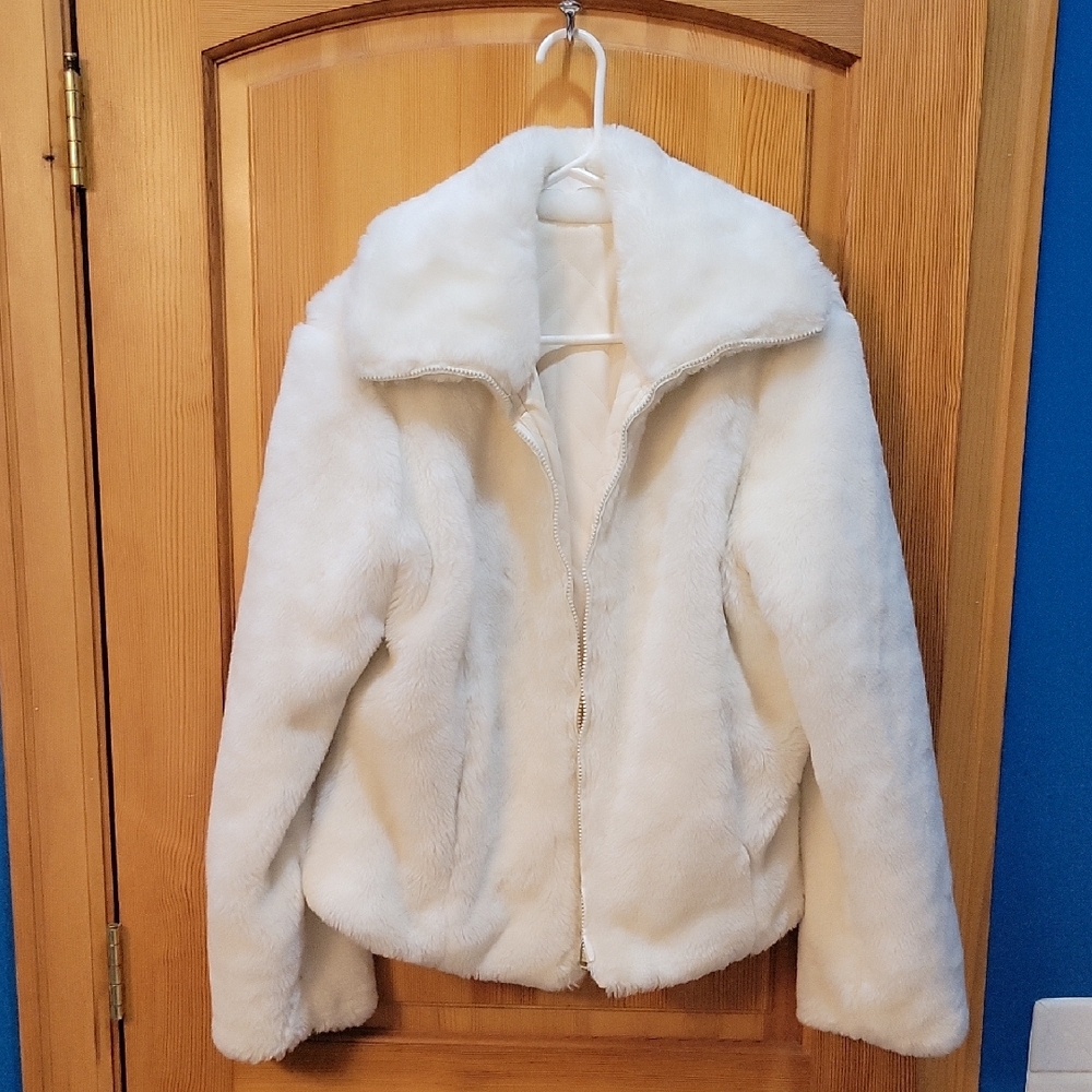 Wet Seal Cream Teddy Jacket Size Large